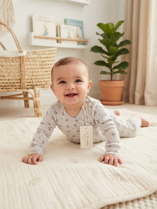 Baby Romper 3 pcs Combo (বেবি রম্পার ৩ পিস কম্বো)ছেলে এবং মেয়ে বাবুকে পরাতে পারবেন
